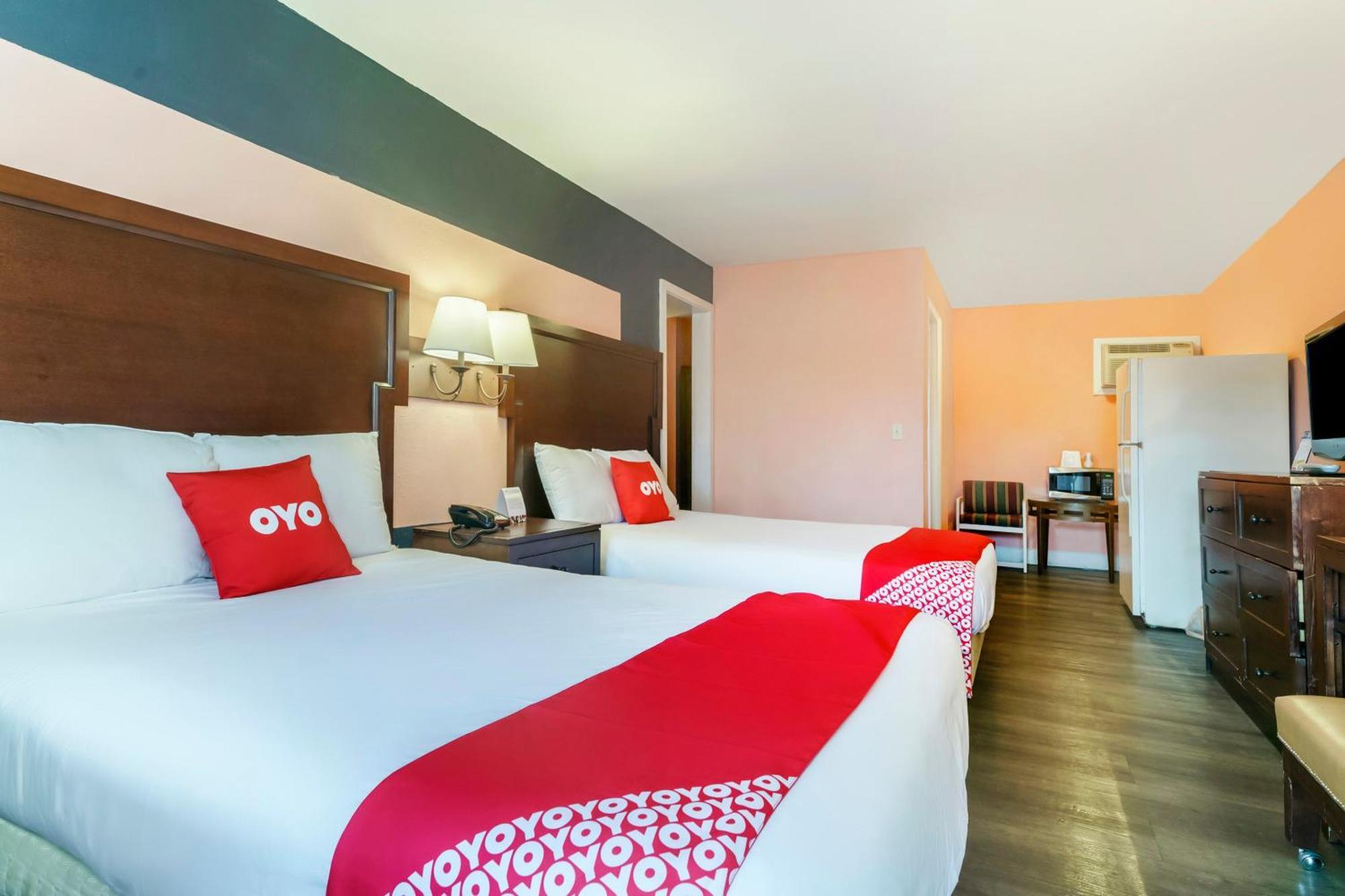 Oyo Hotel Myrtle Beach Kings Hwy Bagian luar foto