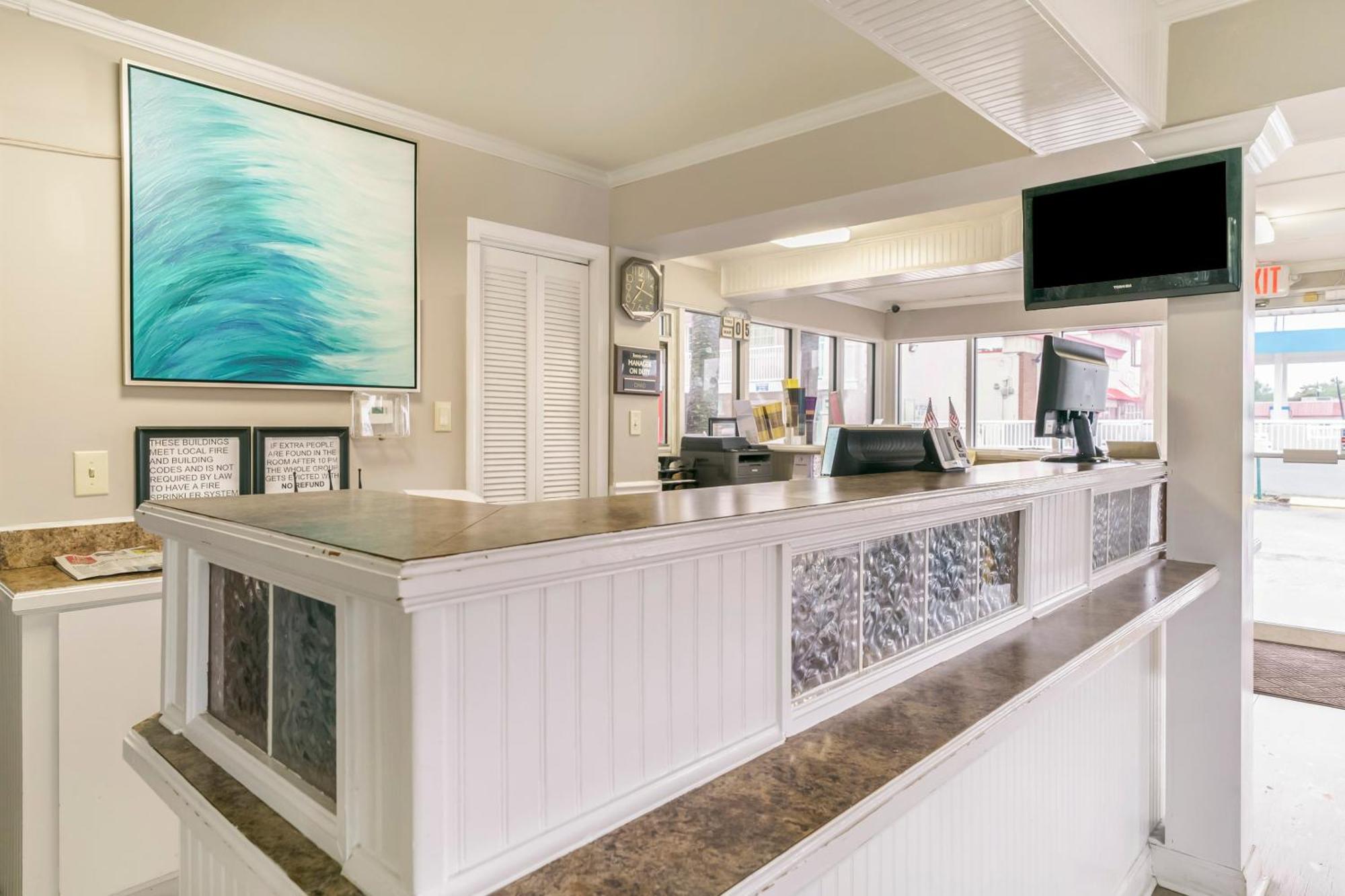 Oyo Hotel Myrtle Beach Kings Hwy Bagian luar foto